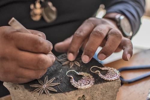 Oaxacan artisans keep the ancient goldsmith technique alive