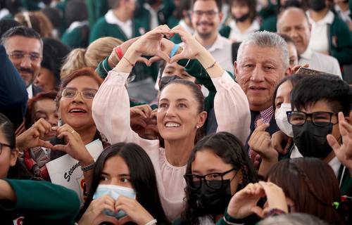 La Jornada - Sheinbaum hará hoy una declaración sobre quién debe sustituirla