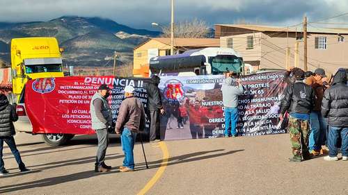 En enero de 2022, mineros de la sección 65 del Sindicato Minero bloquearon la ruta federal Cananea a Ímuris.