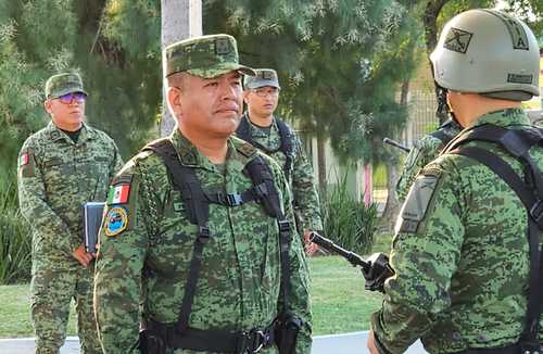Isaac Edmundo Alvarado Ferreti, nuevo comandante del 16 Regimiento de Caballería Motorizado de Nuevo Laredo, Tamaulipas, sustituye a Héctor Aldape Gallegos, acusado de estar involucrado en la ejecución de 10 civiles.