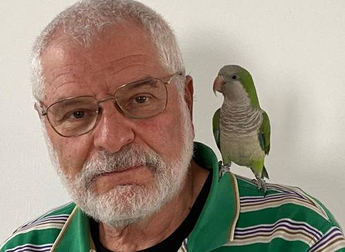 Juan Arturo Brennan presenta hoy el libro Salas de cine en la librería Gandhi Mauricio Achar.