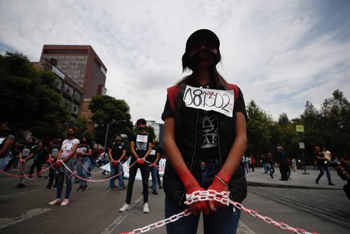 Imagen de la marcha que integrantes del Movimiento de Aspirantes Excluidos de la Educación Superior efectuaron el 7 de agosto de 2019.