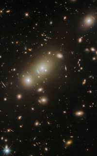 A Cosmic Leviathan: Abell 3322, 2.6 Billion Light Years Away 1 Foto