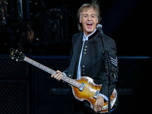 El ex beatle durante un concierto de su gira One on One en Illinois, el 27 de julio de 2017.