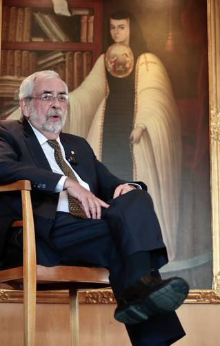 En su mandato se crearon 18 licenciaturas, seis escuelas y 23 especializaciones, pese a que no hubo alza significativa en su presupuesto, subrayó durante la entrevista con La Jornada.