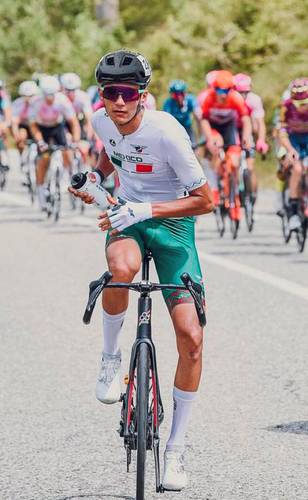 El bajacaliforniano sorprendió a todos y superó a su rival, el estadunidense Matthew Riccitello, para confirmar que sería el campeón en la carrera para las promesas del ciclismo internacional