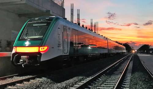 El fin de semana pasado, el presidente López Obrador y una comitiva hicieron el primer recorrido de prueba en el Tren Maya.