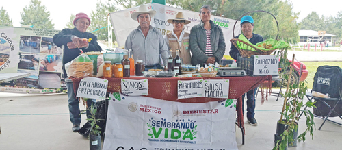 Feria Campesina de Sembrando Vida en Tlaxcala.  Archivo de SV Tlaxcala