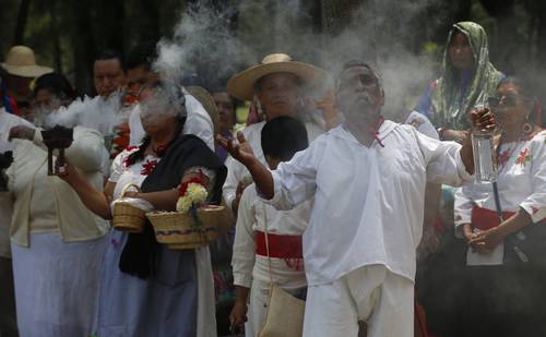 Members of indigenous peoples will perform ancestral rituals to reverse the drought in Mexico
