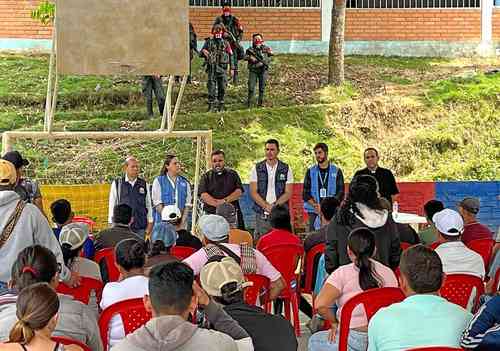 Entrega el ELN a 22 secuestrados en Colombia
