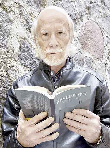 Eduardo Milán se resiste a “traducir la poesía a un nivel de racionalidad común”