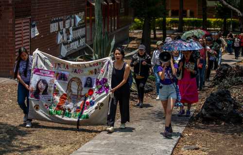 Marchan en CU a 8 años del feminicidio de Lesvy Berlín