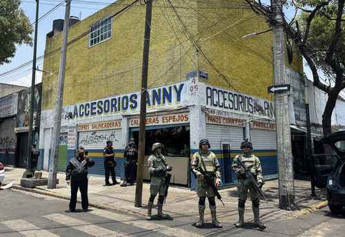 Confiscan en la CDMX y Edomex 2.8 mil toneladas de autopartes