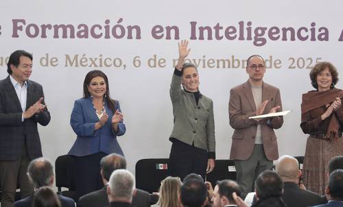 Sheinbaum presenta el Centro Público de Formación en Inteligencia Artificial