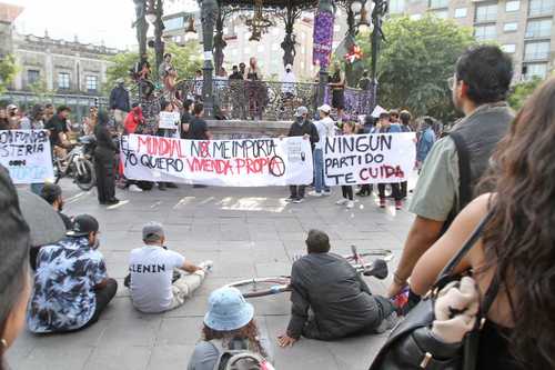 Realizan en Guadalajara dos marchas contra la violencia