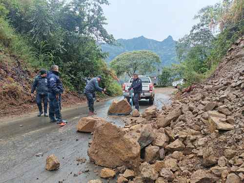Frente frío 13 provoca deslaves e inundaciones en Veracruz e Hidalgo