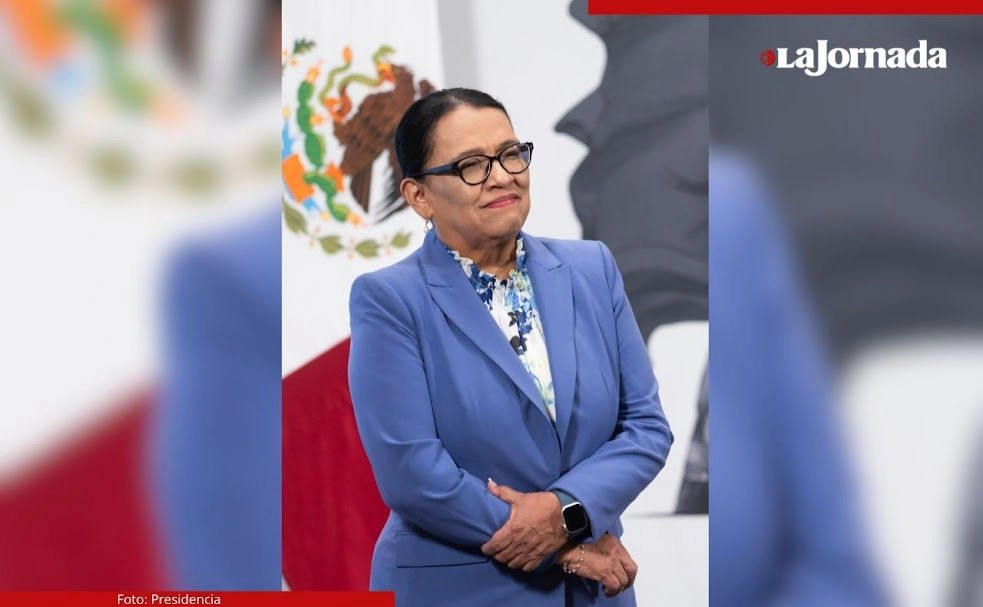 La titular de Gobernación, Rosa Icela Rodríguez, aclaró que el programa de regularización tiene excepciones para los casos en los que haya carpetas de investigación por despojos. Subrayó que uno de los derechos es a la propiedad privada y que no se puede ir por encima de una denuncia de un propietario. Foto 