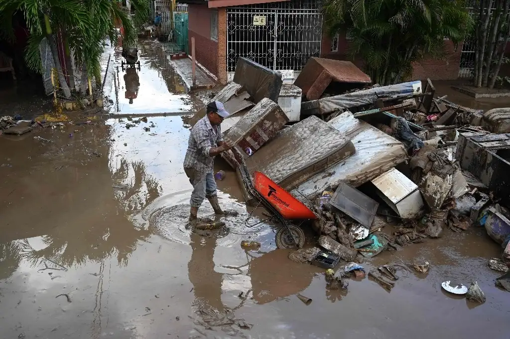Afectaciones de ‘Eta’ en Honduras, donde se reporta la muerte de 23 personas. Foto Afp