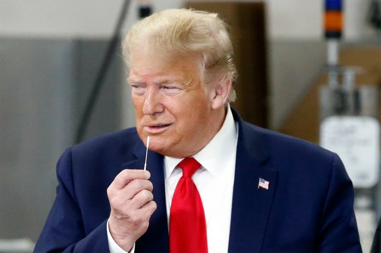 Donald Trump, presidente de EU dijo que no se requieren reformas estructurales en respuesta a las manifestaciones contra el racismo. Foto Ap