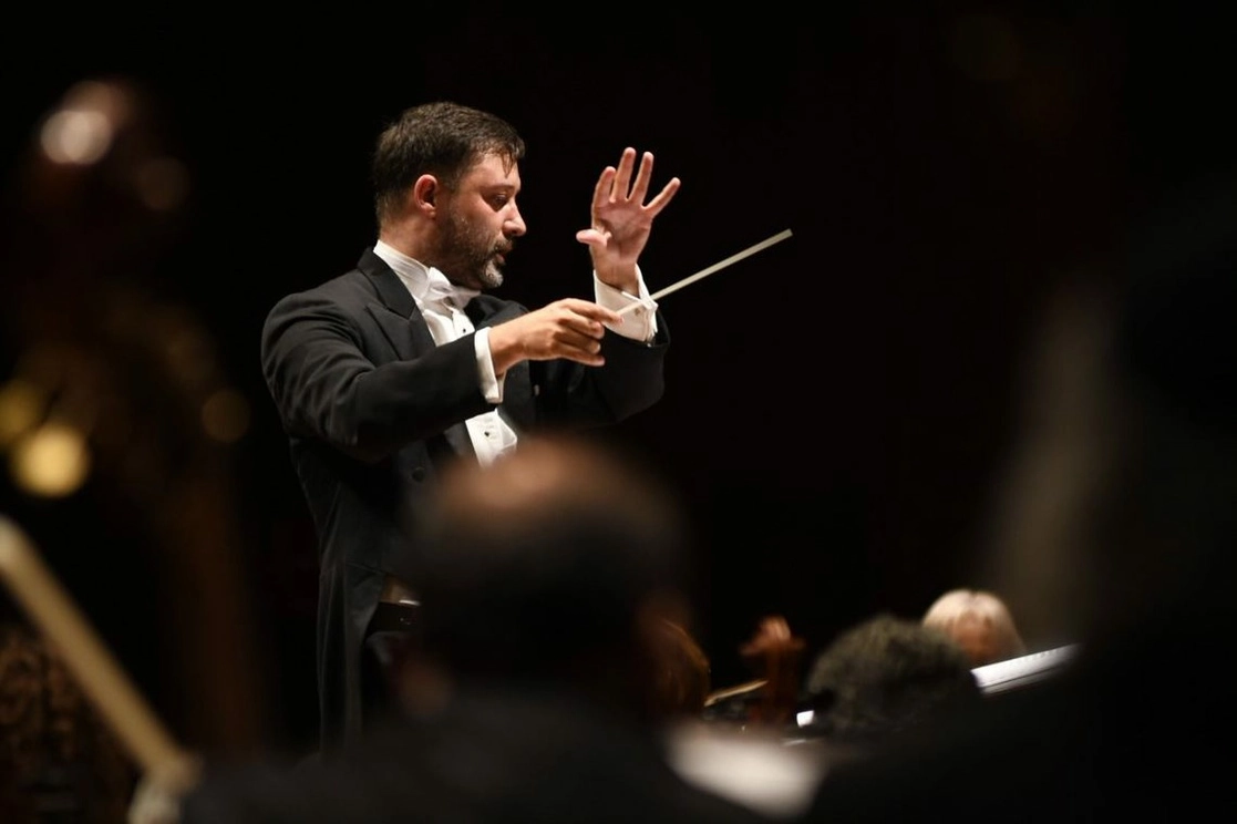 En entrevista con ‘La Jornada’, Rodrigo Macías señaló que ‘La ciudad muerta’ es uno de los títulos operísticos más relevantes del siglo XX. Mañana se interpretará en el Auditorio Blas Galindo del Cenart. Foto cortesía OSEM