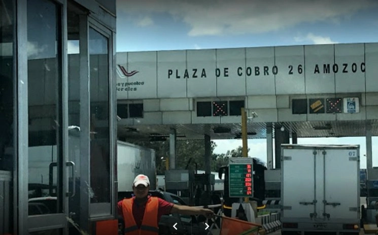 Habitantes de San Miguel Canoa ‘tomaron’ este lunes la caseta de cobro de Amozoc, de la autopista Puebla-Acatzingo. Foto tomada de Google Maps
