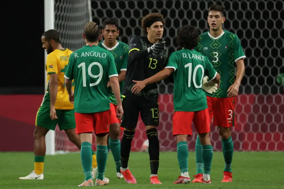 La selección mexicana ganó 3-0 a Sudáfrica en el Domo de Sapporo, para meterse en los cuartos de final del torneo masculino de futbol de Tokio 2020, el 28 de julio de 2021. Foto Afp