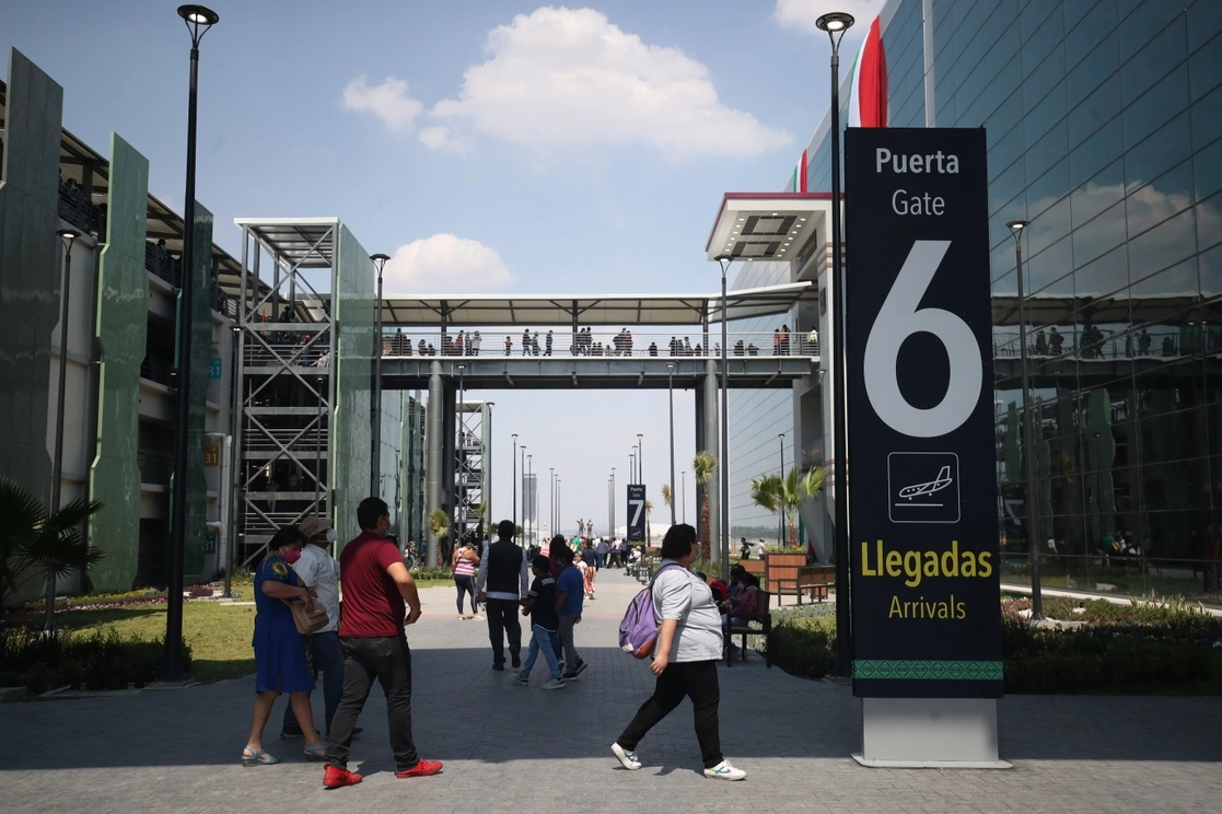 Durante la inauguración del Aeropuerto Internacional Felipe Ángeles, en el estado de México. Foto Luis Castillo