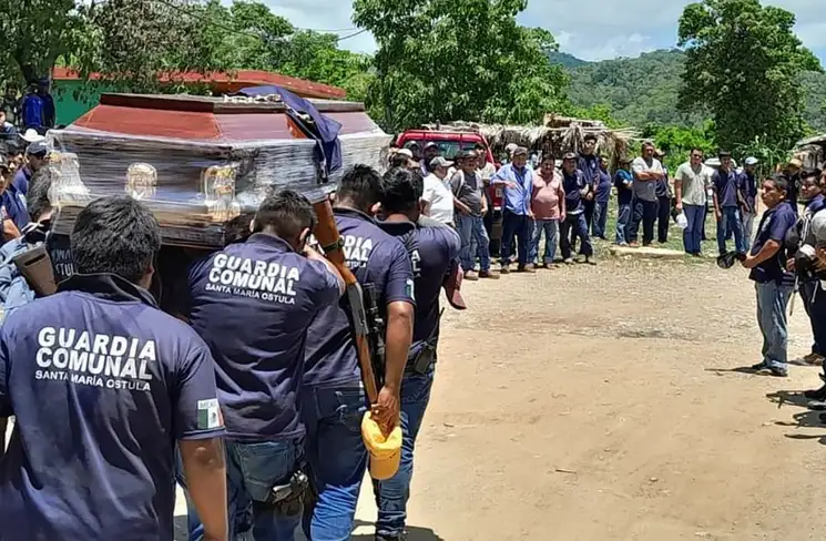 fuerzas federales atacan a pobladores en Aquila,Michoacán durante captura de lider comunitario; un niño muere - Página 3 201cdolor-y-rabia201d-por-policia-comunal-de-ostula-8329html-santa-maria-ostulajpg-4316html-92db7b39-50e8-4d05-b47b-fe65d3340b81