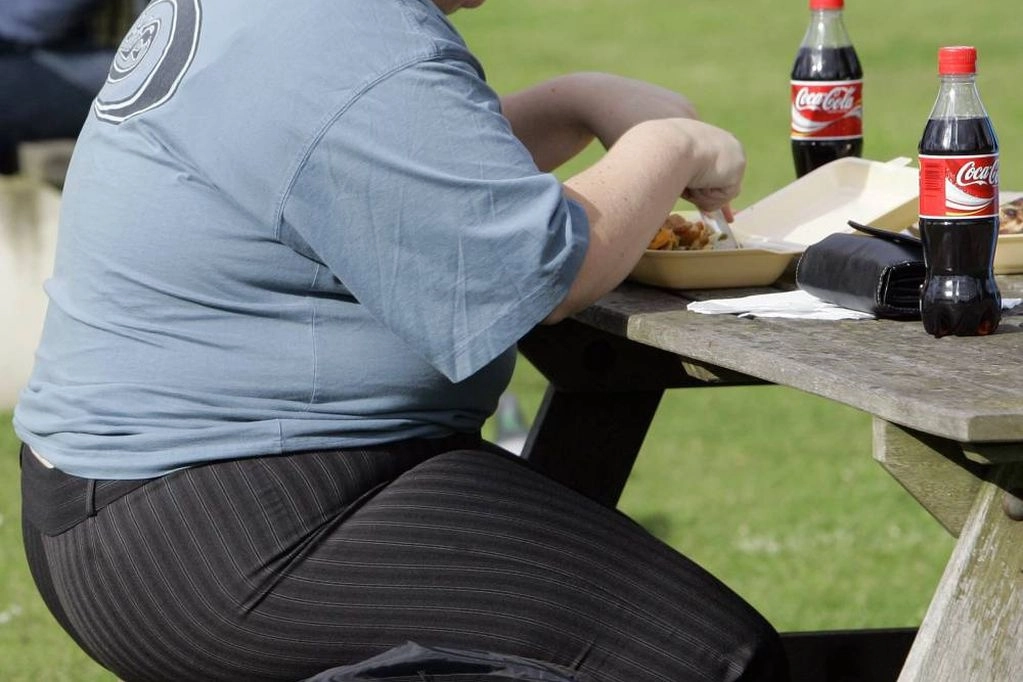 En Europa, cerca de un cuarto de los adultos son obesos, cifras solo superadas por América, según la OMS. Foto Ap / Archivo