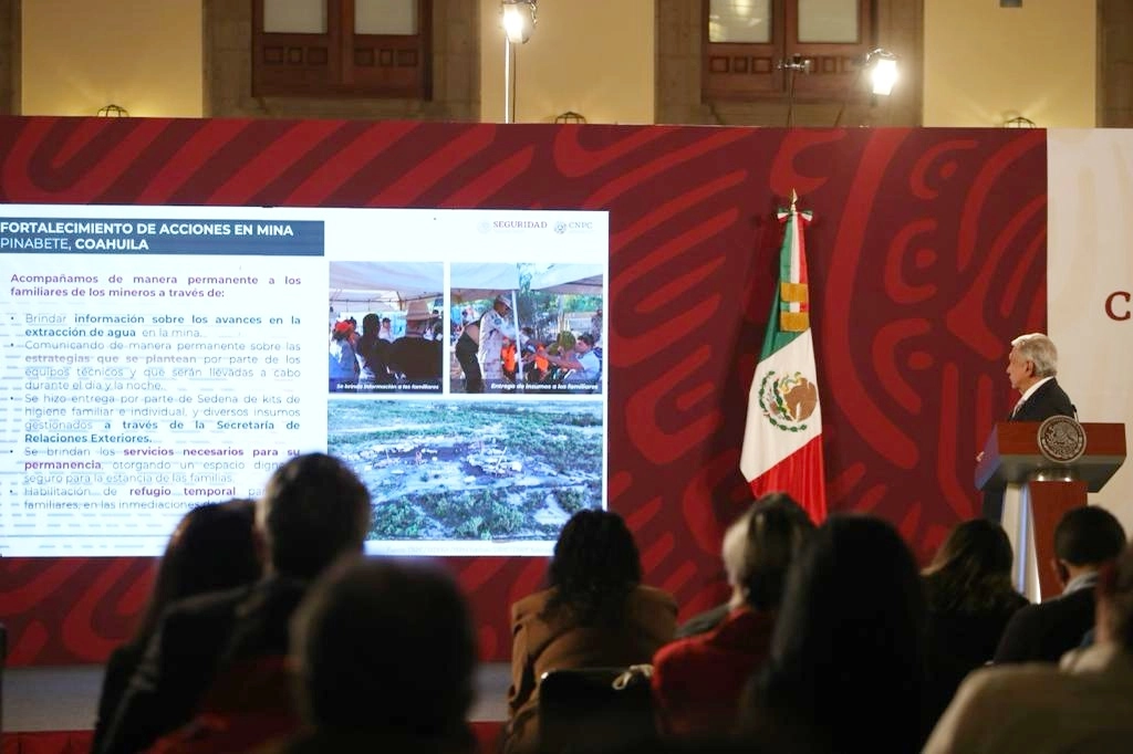 Durante la conferencia matutina del presidente Andrés Manuel López Obrador, el 10 de agosto de 2022. Foto Yazmín Ortega Cortés


