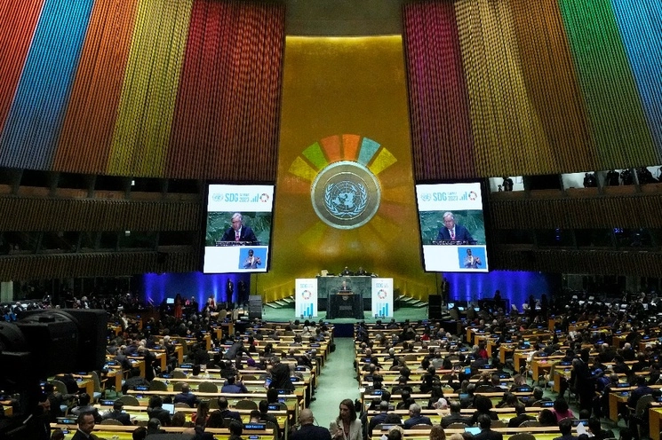 El secretario General de la ONU, Antonio Guterres, se dirige al Foro de las Naciones Unidas para el Desarrollo Sostenible, en Nueva York, el 18 de septiembre de 2023. Foto Ap 