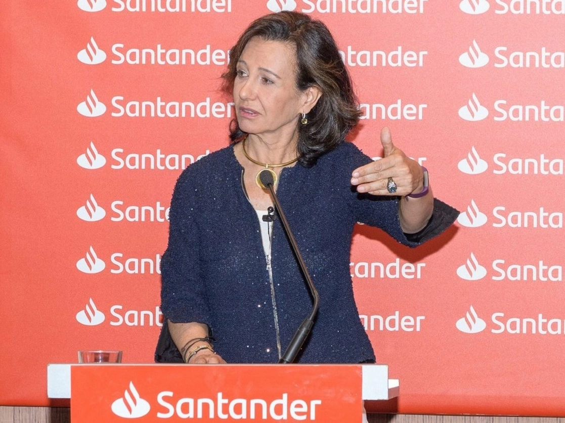 La mejor forma de ayudar a las mujeres tras la crisis que generó la pandemia es lograr que la economía se recupere, afirmó Ana Botín, presidenta de Banco Santander. Foto cortesía Santander / Archivo