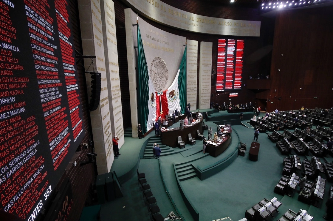 Salón de plenos de la Cámara de Diputados durante una sesión ordinaria. Foto Cristina Rodríguez / Archivo
