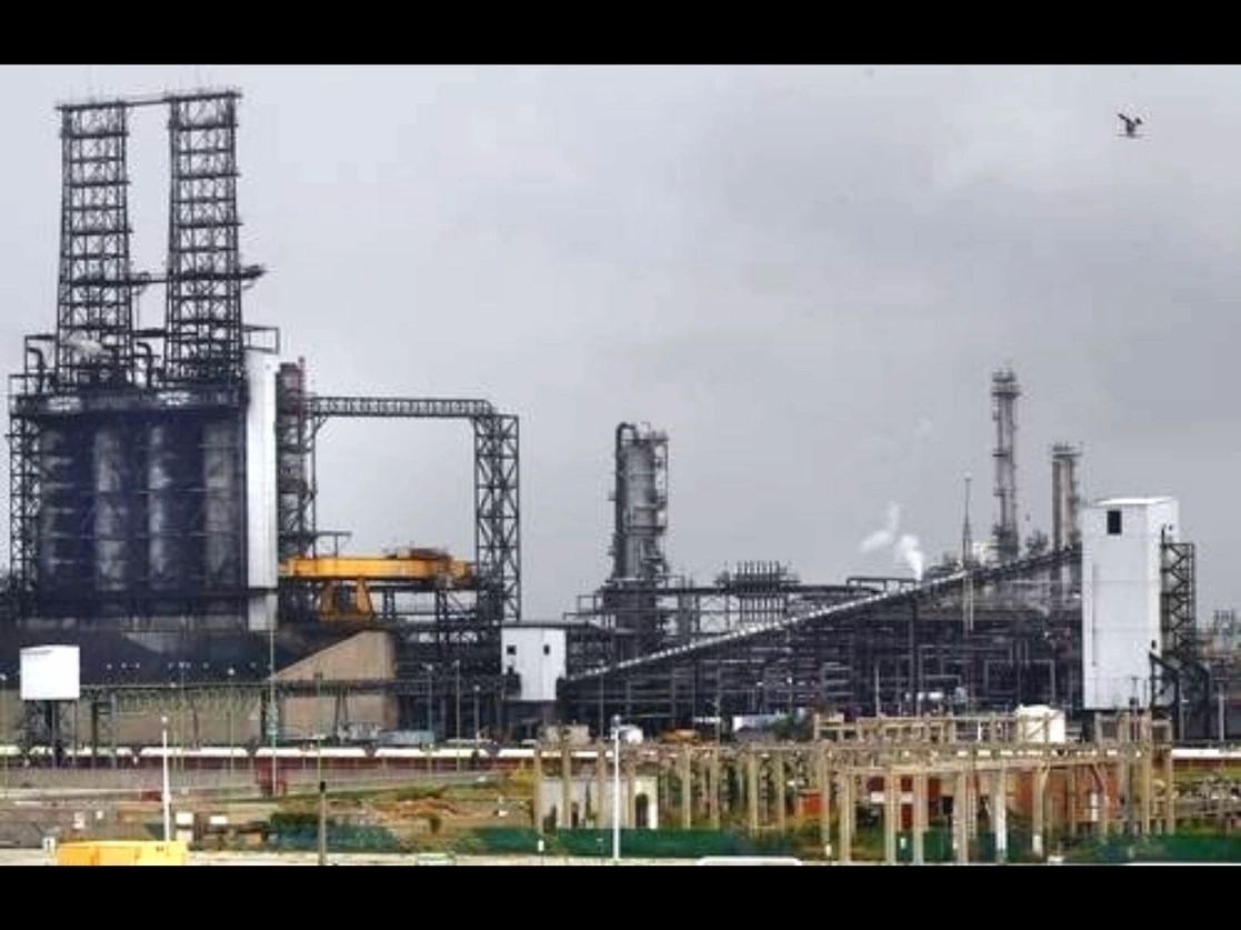 Vista parcial de la refinería Francisco I. Madero, en Tamaulipas. Foto Marco Peláez / archivo
