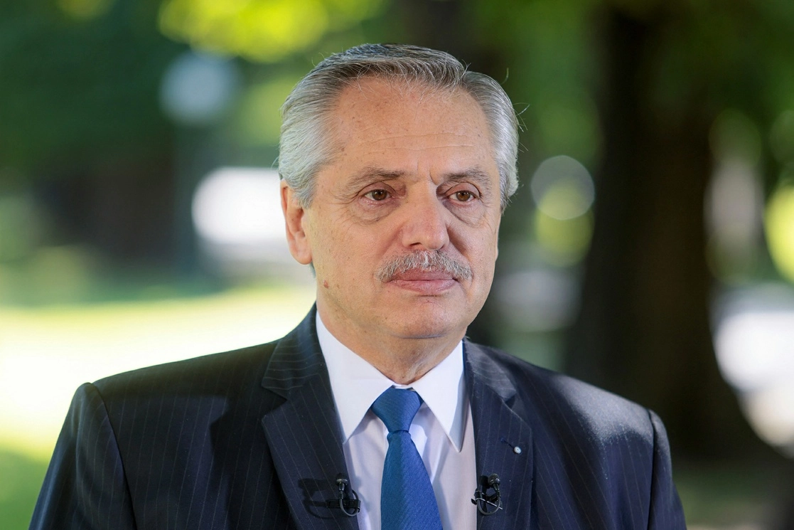 El presidente argentino, Alberto Fernández, durante una conferencia de prensa sobre el acuerdo alcanzado con el Fondo Monetario Internacional (FMI) en Olivos, Buenos Aires. Foto Afp/ Presidencia Argentina
