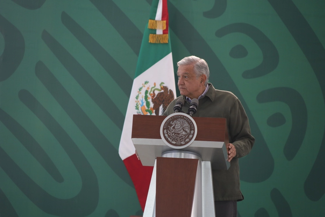 El presidente Andrés Manuel López Obrador explicó hoy que se ha llevado a cabo una serie de supervisiones de obras realizadas principalmente en la región del Istmo de Tehuantepec. Foto Jorge A. Pérez Alfonso
