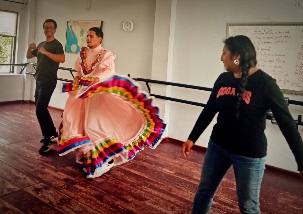 Ensayo de la puesta en escena "Pastorela a la Mexicana". Foto cortesía del grupo Teatro Pallevar