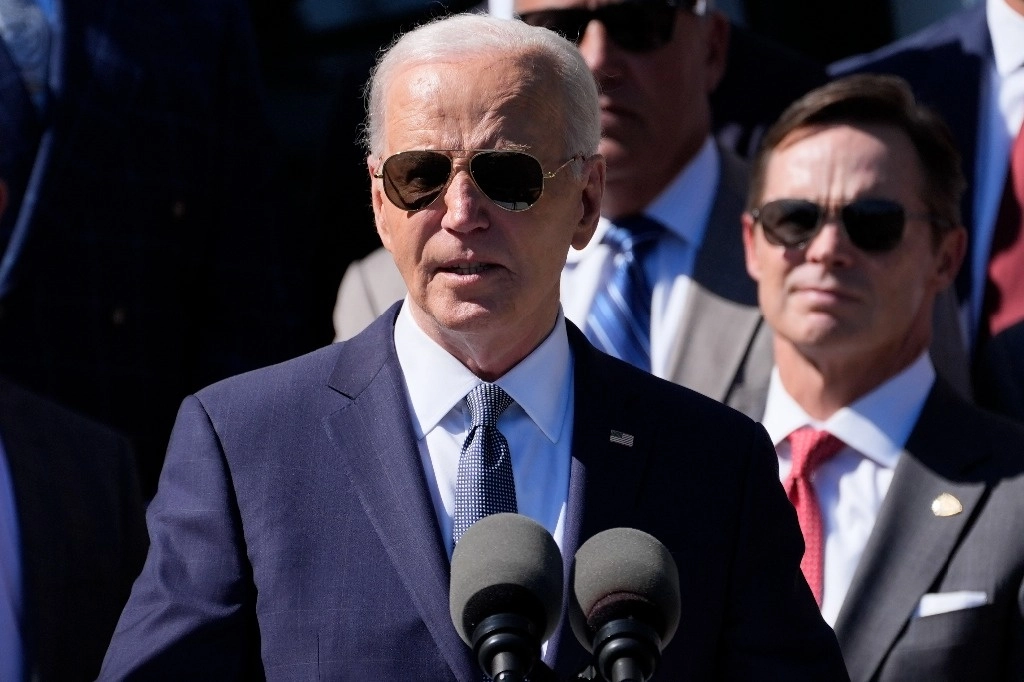 Biden dijo que Trump podría apelar el caso “al igual que todo el mundo tiene esa oportunidad”, y luego señaló: “Es imprudente, es peligroso, es irresponsable que alguien diga que esto fue amañado sólo porque no les gusta el veredicto”. Foto Ap