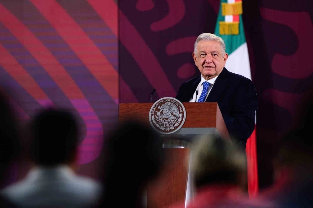 El mandatario afirmó que “sí va a continuar” la inversión china en México pese a la polémica porque “hay un reacomodo en el mercado mundial y muchas empresas se están viniendo a México". Foto Presidencia.