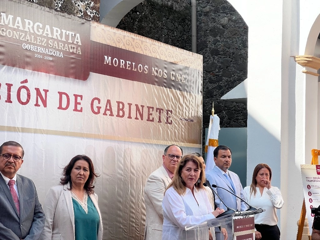 Al presentar a nueve integrantes más de su gabinete, la gobernadora electa de Morelos, Margarita González, demandó a “las instancias que tengan que ver con el tema de la remoción del fiscal lo hagan, porque realmente sí se requiere ya un cambio”, el 4 de septiembre de 2024. Foto Rubicela Morelos