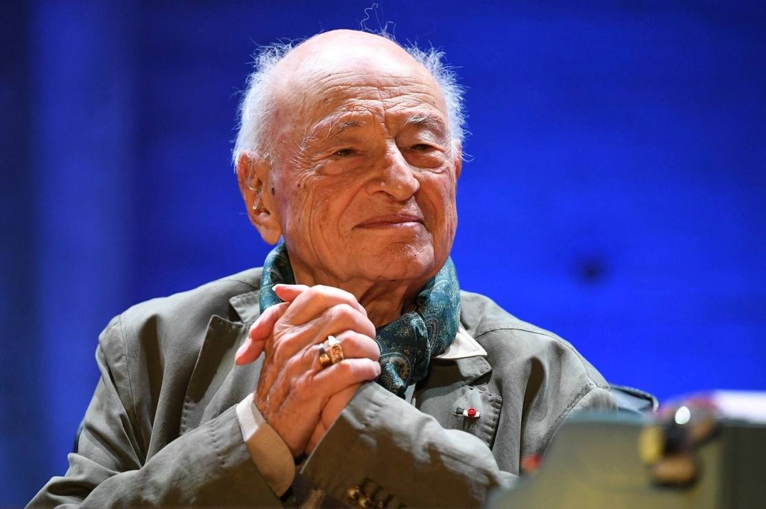 El pensador Edgar Morin durante la ceremonia en su honor, la cual se realizó ayer y se transmitió vía Internet por el organismo de Naciones Unidas. Foto Afp