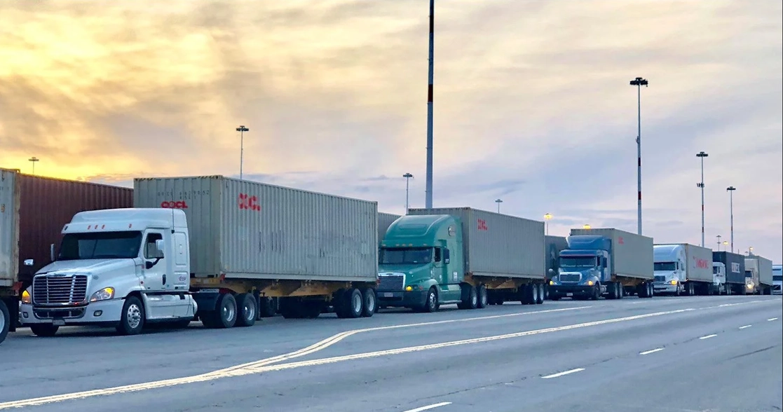 De enero a octubre, la importación acumulada de vehículos pesados creció 15.7% en 2021.
Foto. Tiempo de Carrera.
