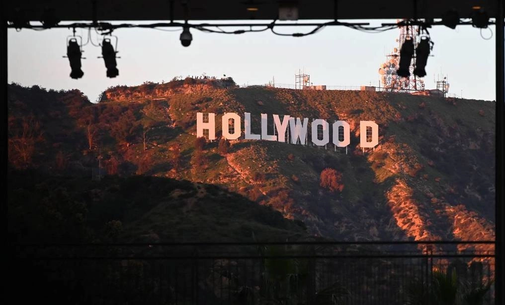 La huelga nacional de trabajadores de Hollywood iniciará el primer minuto del  lunes 18 de octubre a menos de que sean cumplidas las demandan de los agremiados. Foto Afp / Archivo