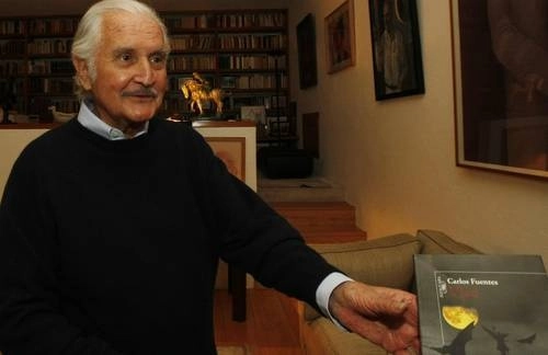 Con ‘La Región más transparente, Carlos Fuentes “inició una una doble revolución, la de descubrir y nombrar, lanzarse y domesticar”. Foto Francisco Olvera / Archivo

