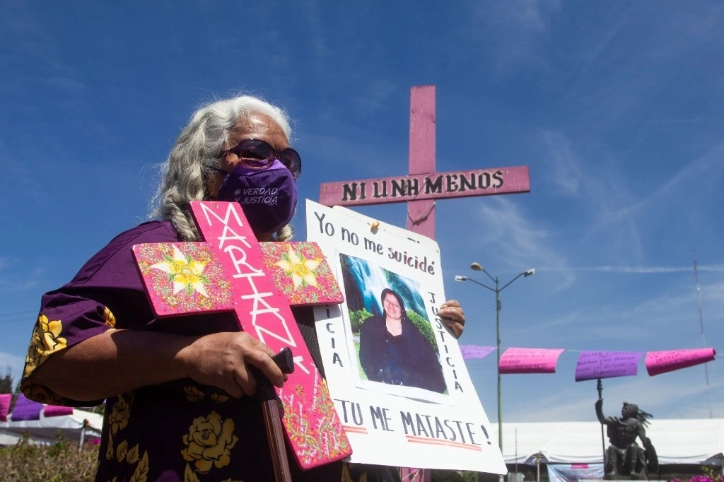 Irinea Buendía, madre de Mariana Lima, luchó por 12 años pidiendo justicia para el feminicidio de su hija. Foto Cuartoscuro