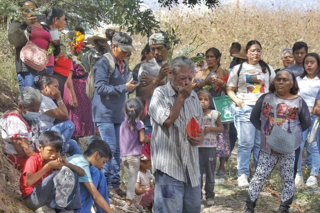 Tuvimos que acudir “a las autoridades del estado, como al gobierno federal, como a la oficina de la ONU". Foto La Jornada