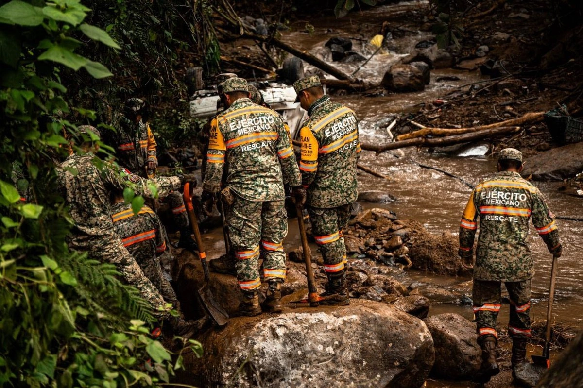 En Naupan, Puebla, se desalvó un parte de un cerro y sepultó una casa. Las labores de búsqueda de Albino Calderón Islas continuaban hace unos días. 