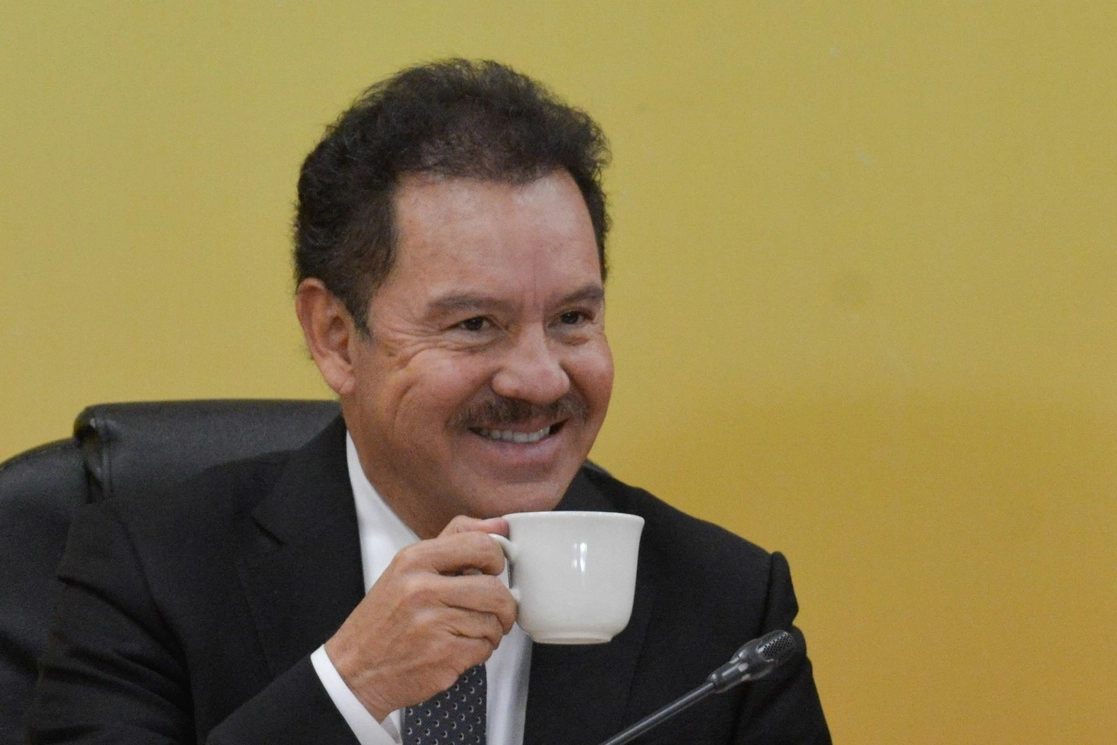 Ignacio Mier, diputado y coordinador de Morena, durante la inauguración del Parlamento Abierto donde se analizará y debatirá la propuesta de reforma al sector eléctrico. Foto Cuartoscuro / Archivo