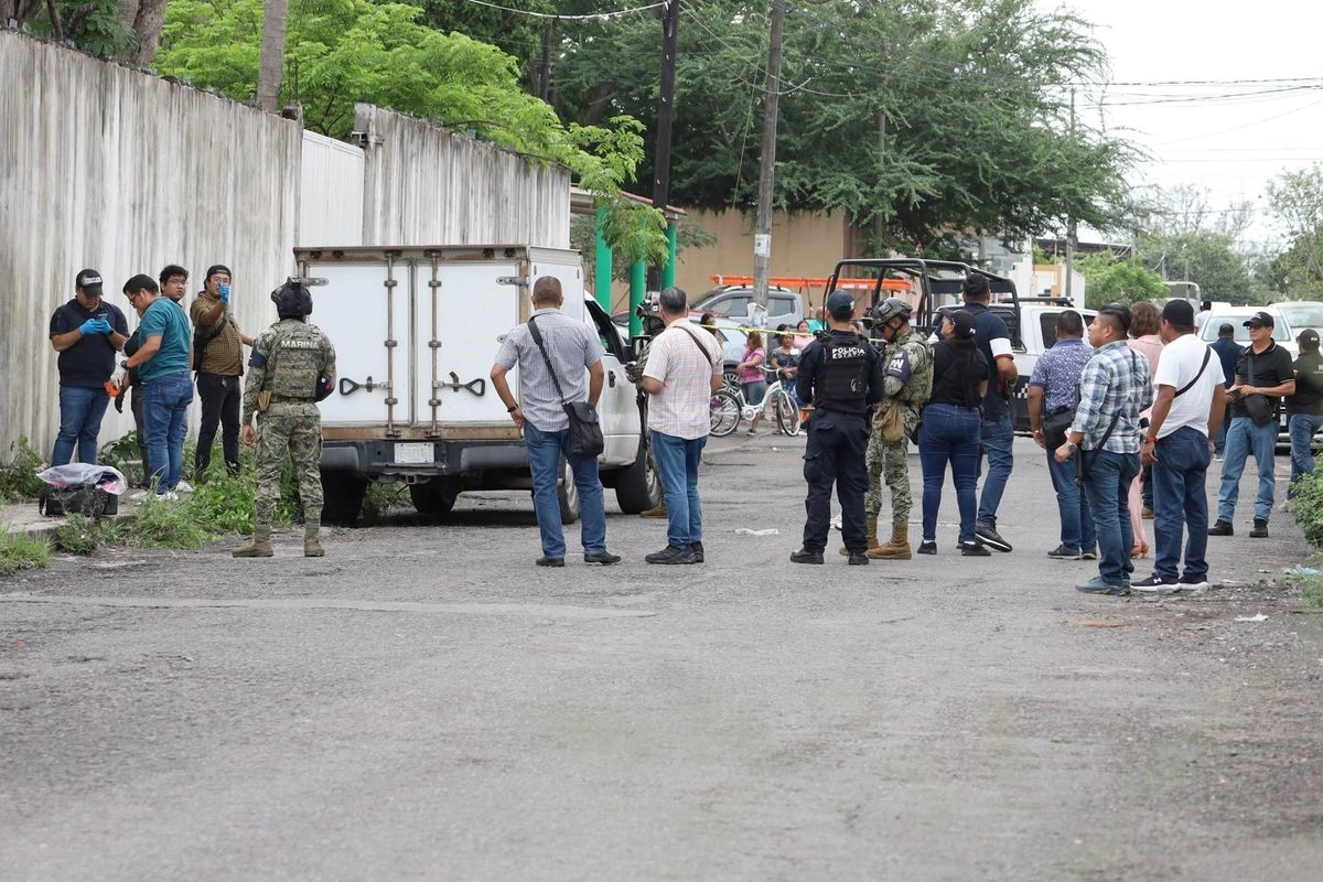Hasta el momento se desconoce el número de cuerpos hallados en las bolsas de plástico, así como la identidad de las víctimas, pues la FGE no ha emitido información oficial al respecto.

