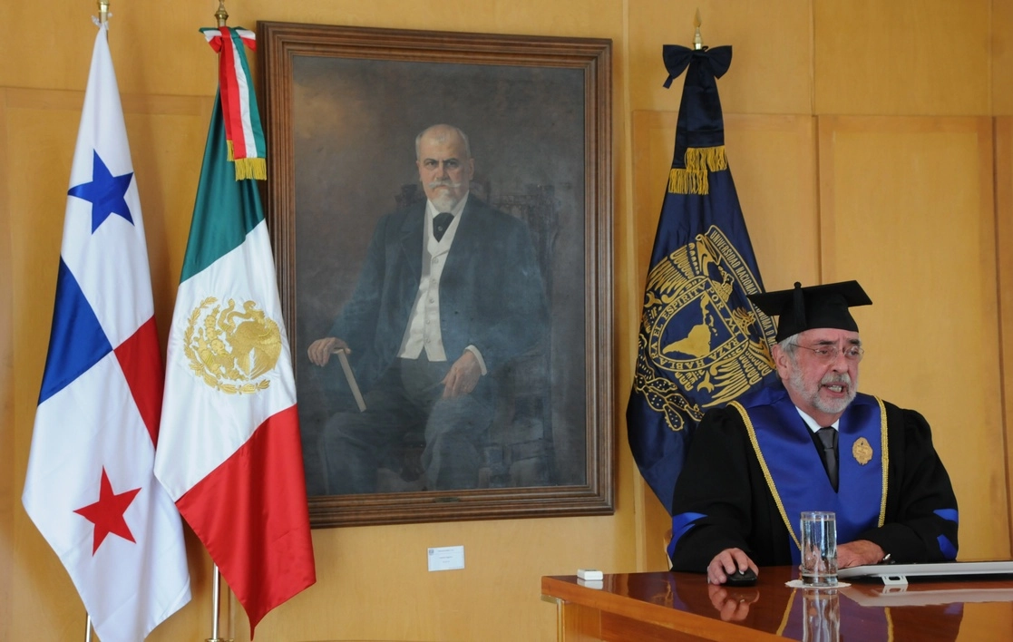 El rector de la UNAM, Enrique Graue, fue reconocido con el doctorado ‘honoris causa’ de la Universidad de Panamá, el 24 de febrero de 2021. Foto tomada del sitio https://www.dgcs.unam.mx/boletin 